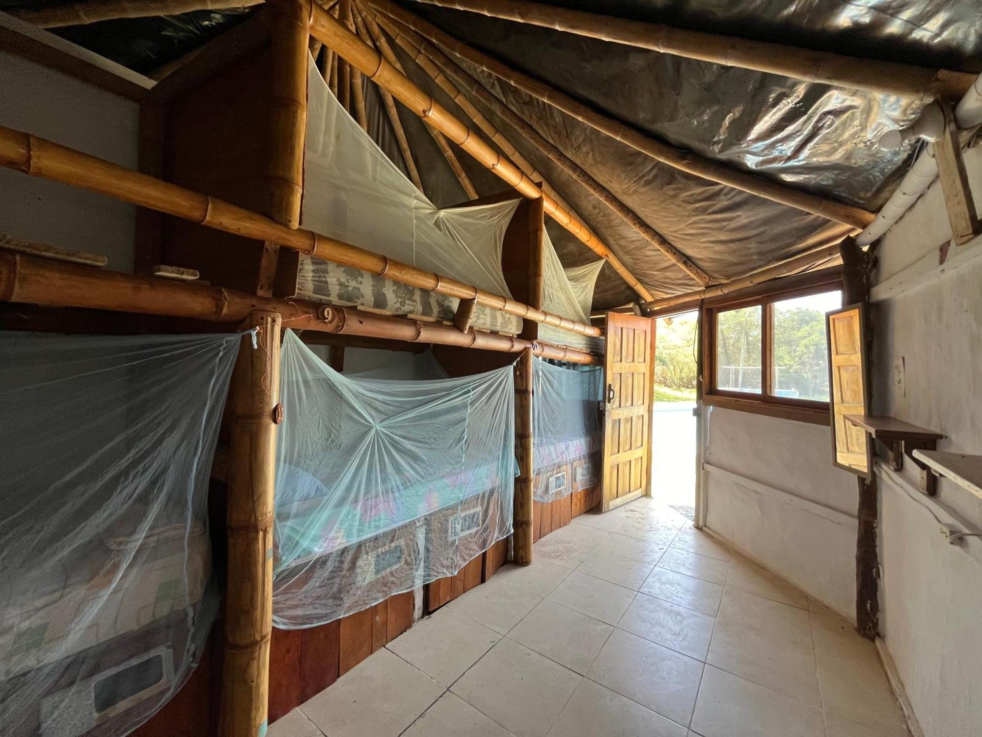 Kamala Surf & Backpacker Hostel Montañita Eksteriør billede