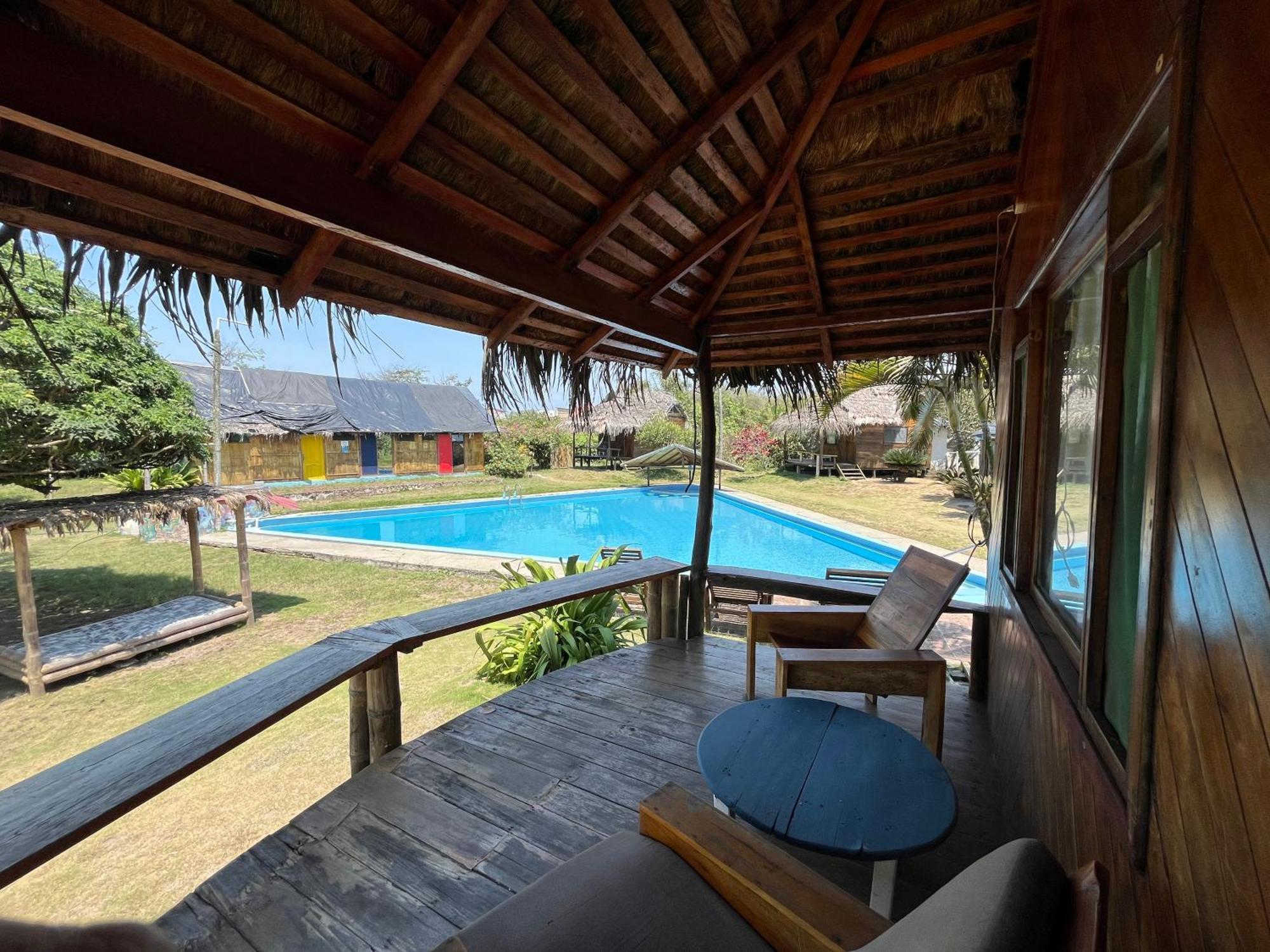 Kamala Surf & Backpacker Hostel Montañita Eksteriør billede