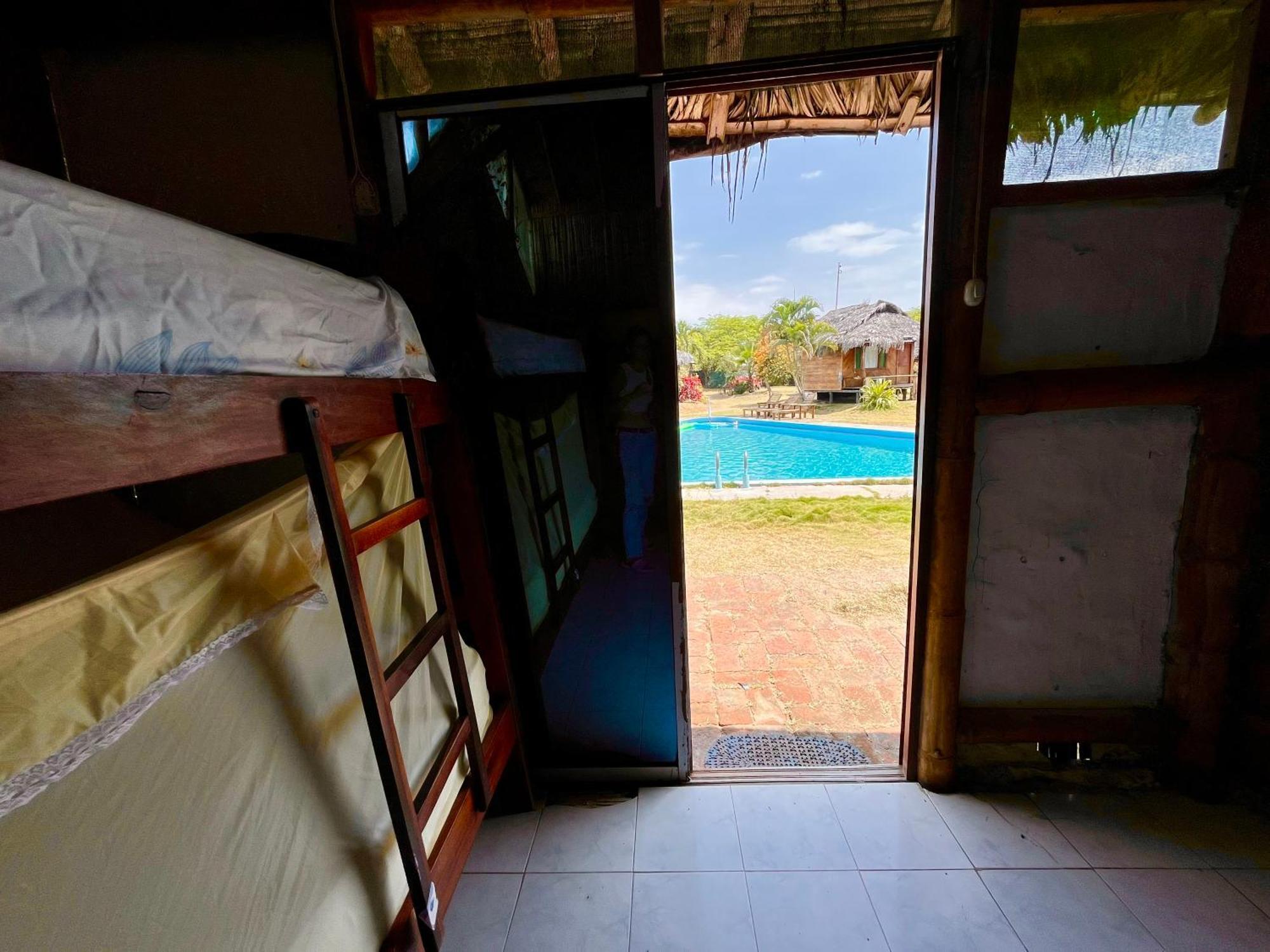 Kamala Surf & Backpacker Hostel Montañita Eksteriør billede