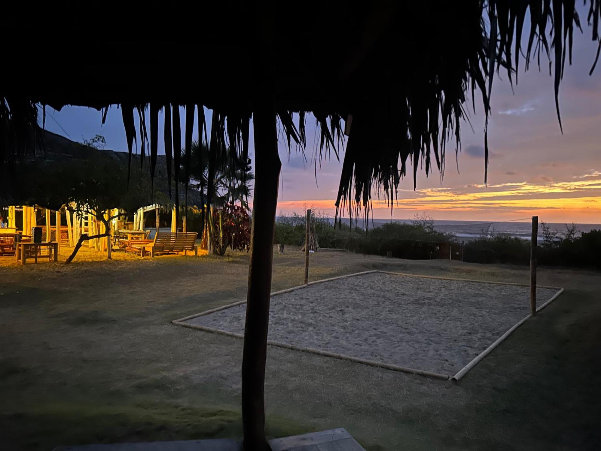 Kamala Surf & Backpacker Hostel Montañita Eksteriør billede